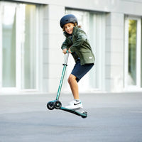 Micro Step - Scooter Maxi Micro deluxe led - eco green