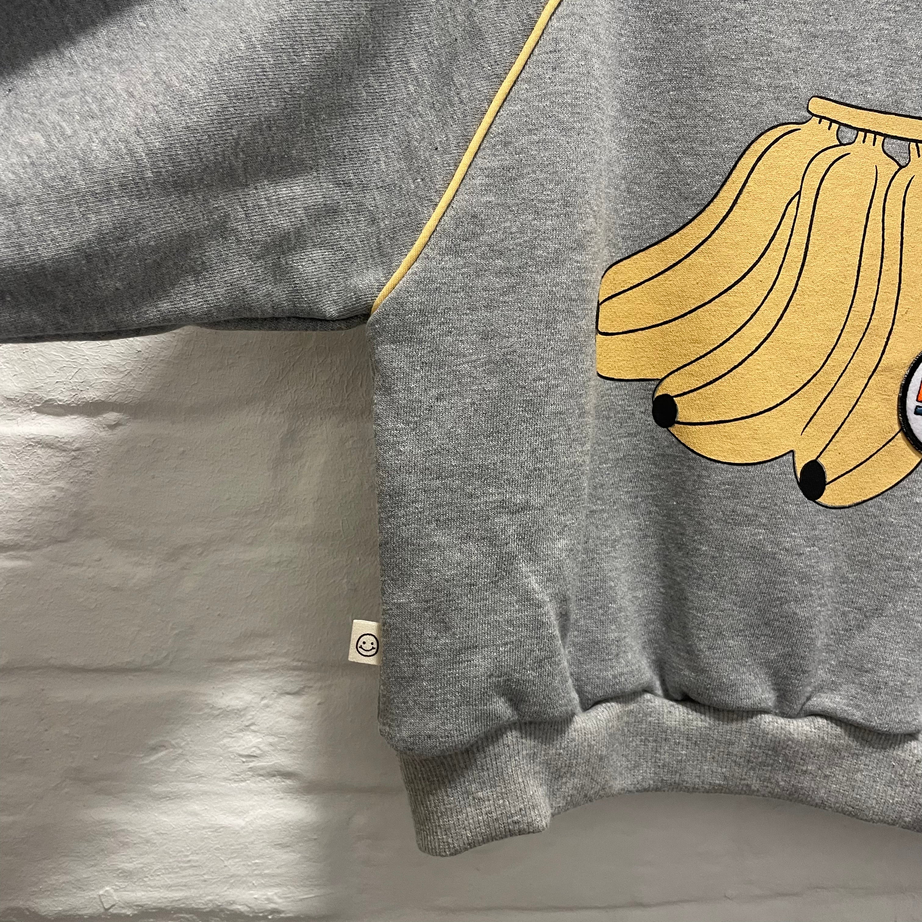 Hygge Selection - banana sweatshirt