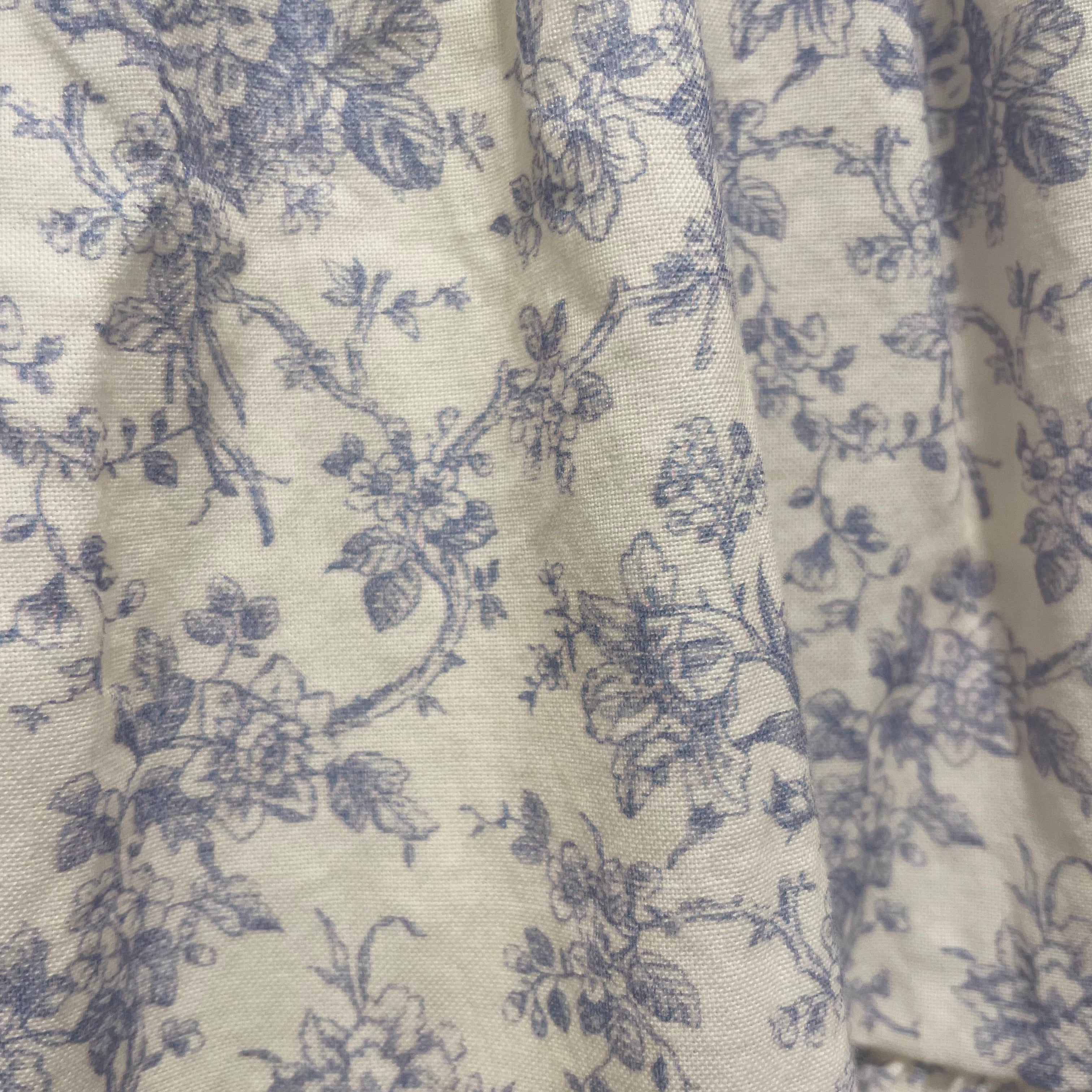 Hygge Selection - blue flower cancan dress
