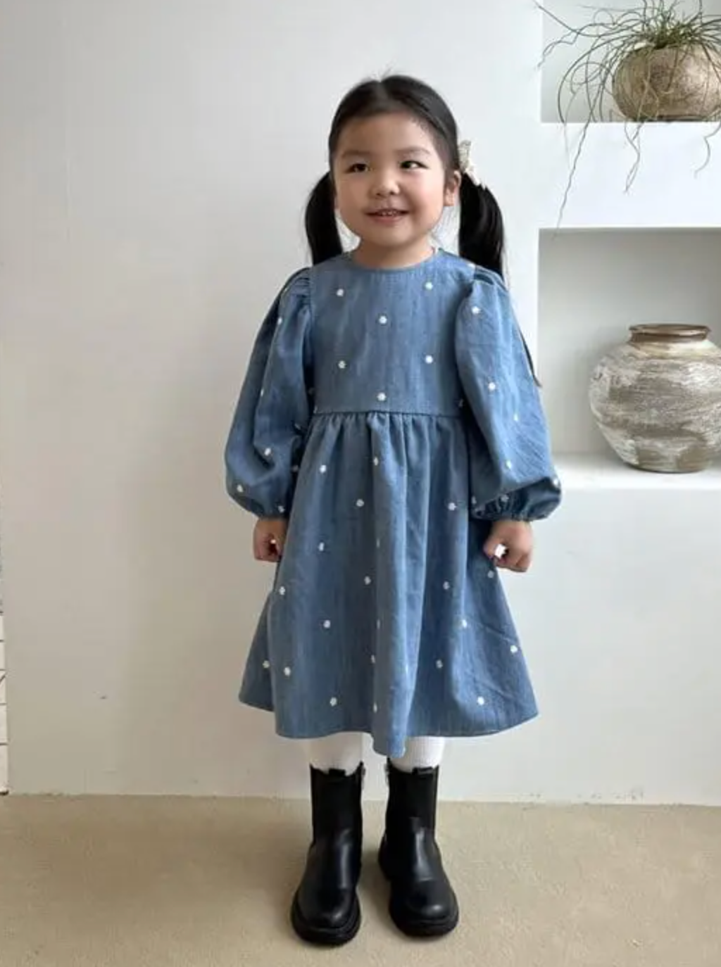 Hygge Selection - embroidery dress - denim