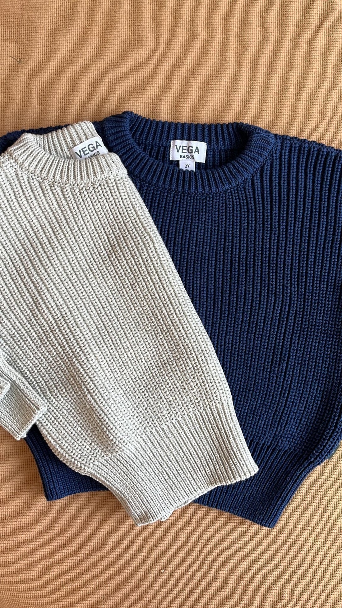 Vega Basics - cordero knit sweater - navy melange