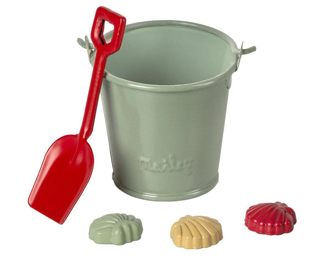 Maileg - beach set - shovel, bucket & shells - Hyggekids